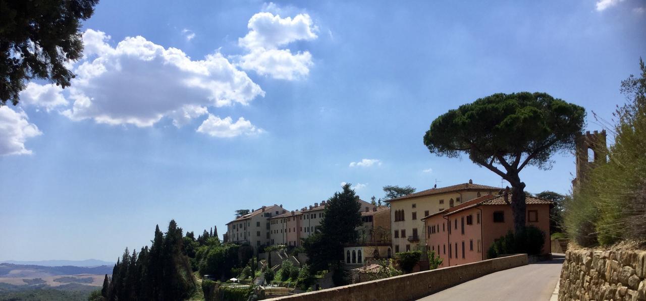 Virginio Castelfalfi Countryside มอนตาโยเน ภายนอก รูปภาพ